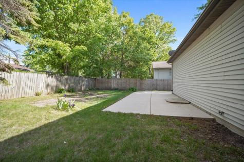 2506 Timberview Drive Bloomington IL 61701