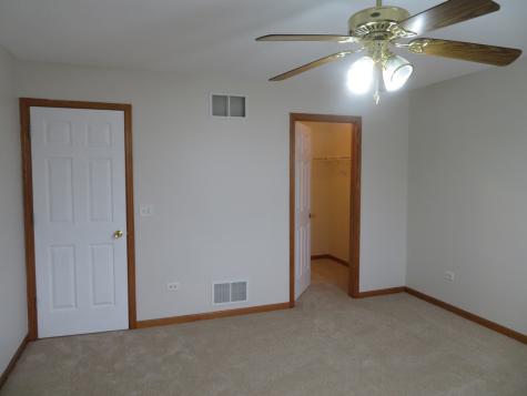 2041 Lisbon Road Morris IL 60450