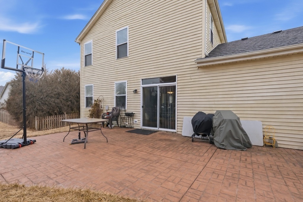 1896 Sedgegrass Trail Aurora IL 60504