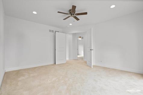 4520 West Shore Drive Wonder Lake IL 60097