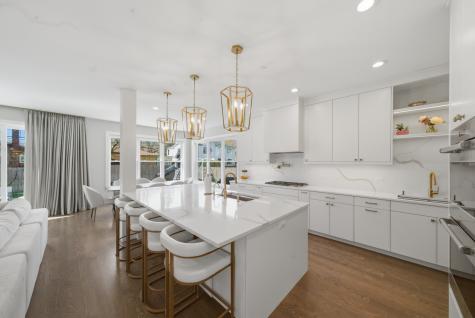 4029 Suffield Court Skokie IL 60076