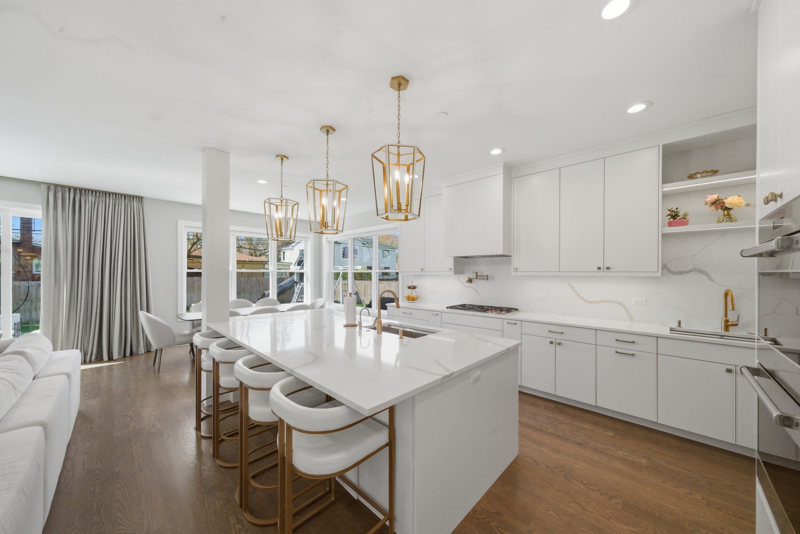 4029 Suffield Court Skokie IL 60076