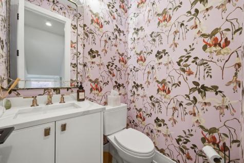 4029 Suffield Court Skokie IL 60076