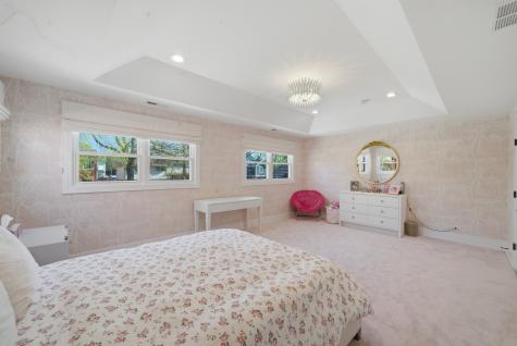 4029 Suffield Court Skokie IL 60076
