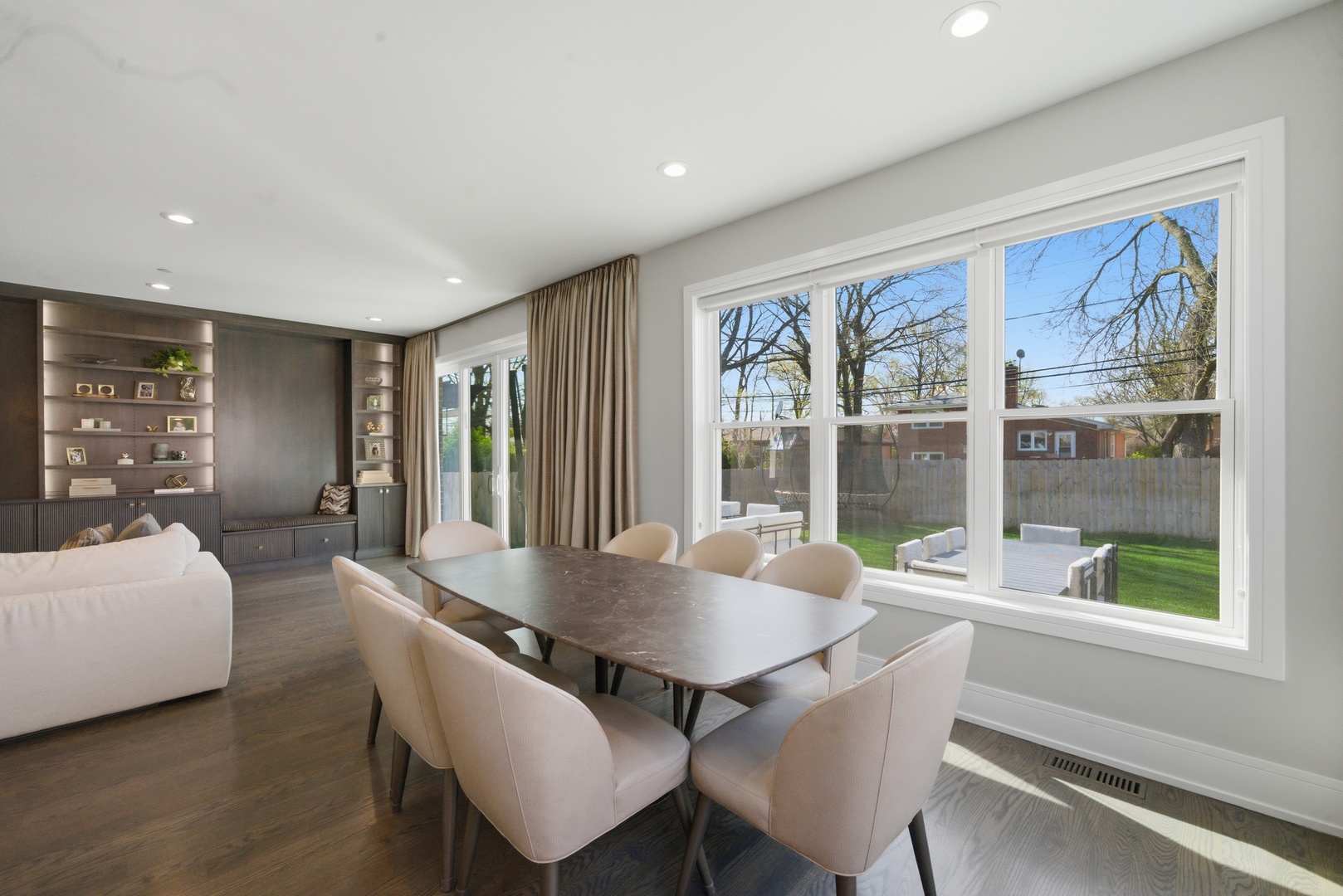 4029 Suffield Court Skokie IL 60076