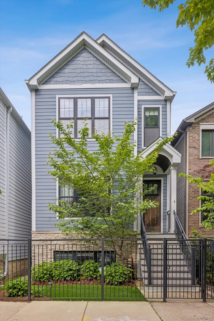 1734 North Artesian Avenue Chicago IL 60647