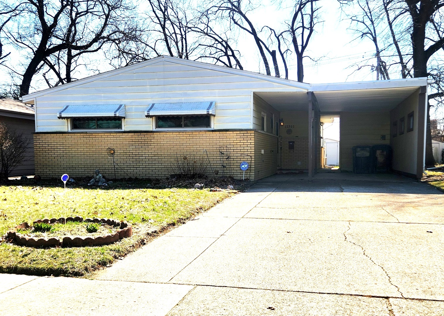 17322 Forestway Drive East Hazel Crest IL 60429
