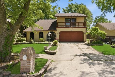 16861 Thackery Avenue Oak Forest IL 60452