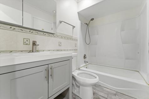 16861 Thackery Avenue Oak Forest IL 60452