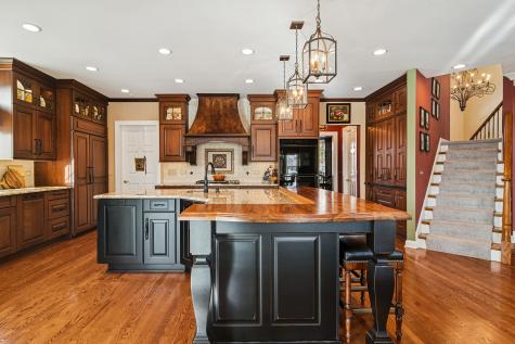1520 Macalpin Circle Inverness IL 60010