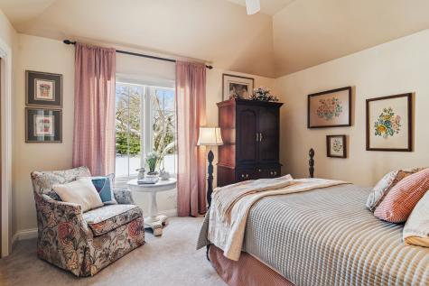 1520 Macalpin Circle Inverness IL 60010