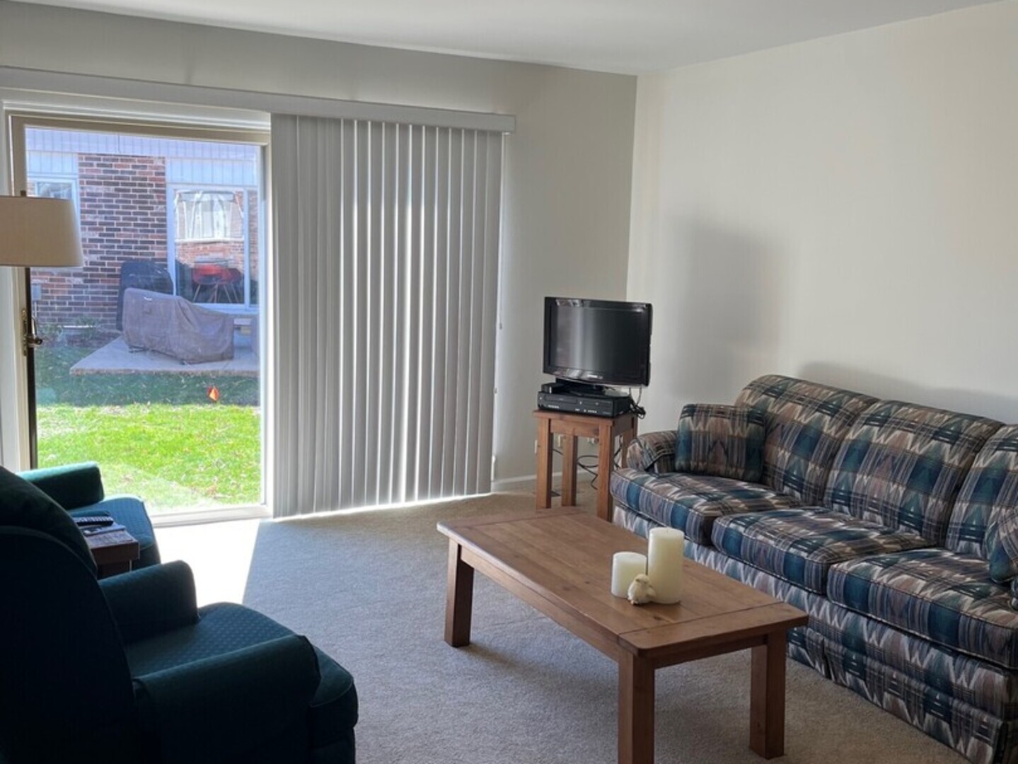 1690 Darwin Court Wheaton IL 60189