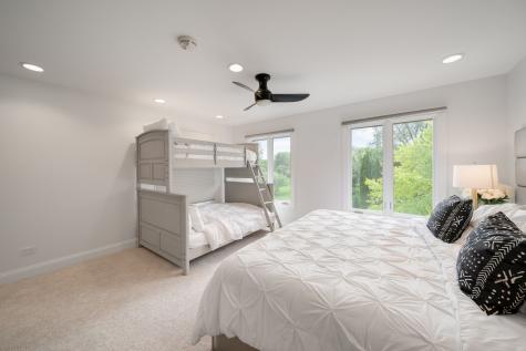 1710 Galloway Circle Inverness IL 60010