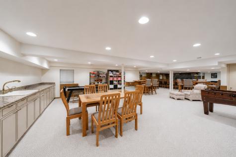 1710 Galloway Circle Inverness IL 60010