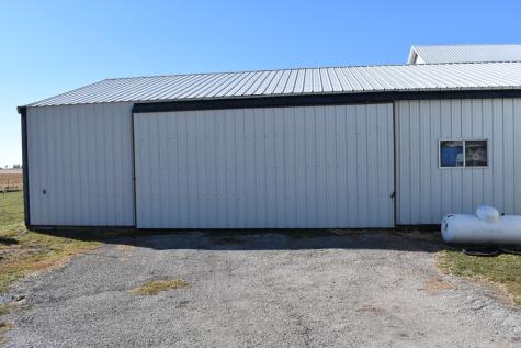 9898 East 1200 North Road Chenoa IL 61726