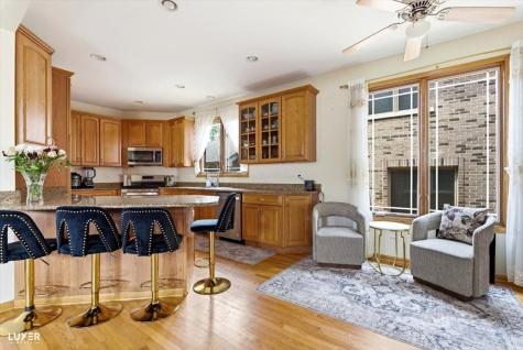 5900 West 90th Street Oak Lawn IL 60453