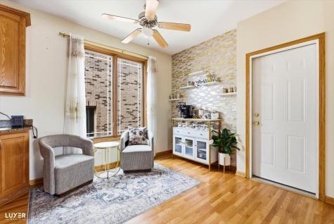 5900 West 90th Street Oak Lawn IL 60453