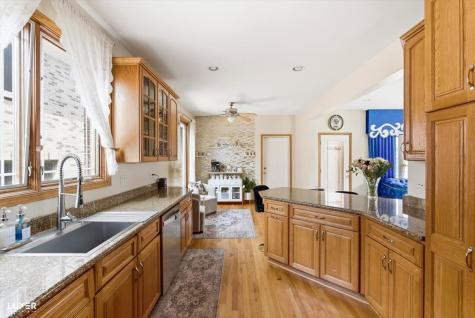 5900 West 90th Street Oak Lawn IL 60453