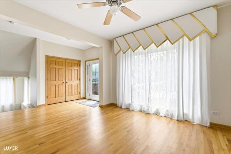 5900 West 90th Street Oak Lawn IL 60453