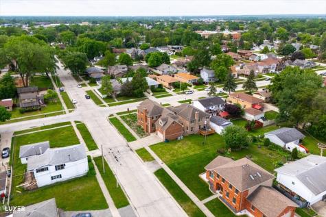 5900 West 90th Street Oak Lawn IL 60453