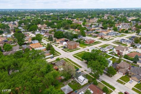 5900 West 90th Street Oak Lawn IL 60453