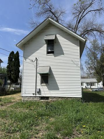 3113 9 1/2 Street Rock Island IL 61201