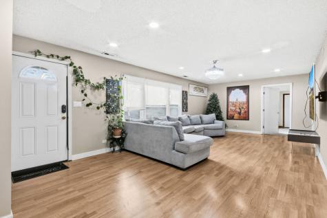 100 Pratt Boulevard Roselle IL 60172