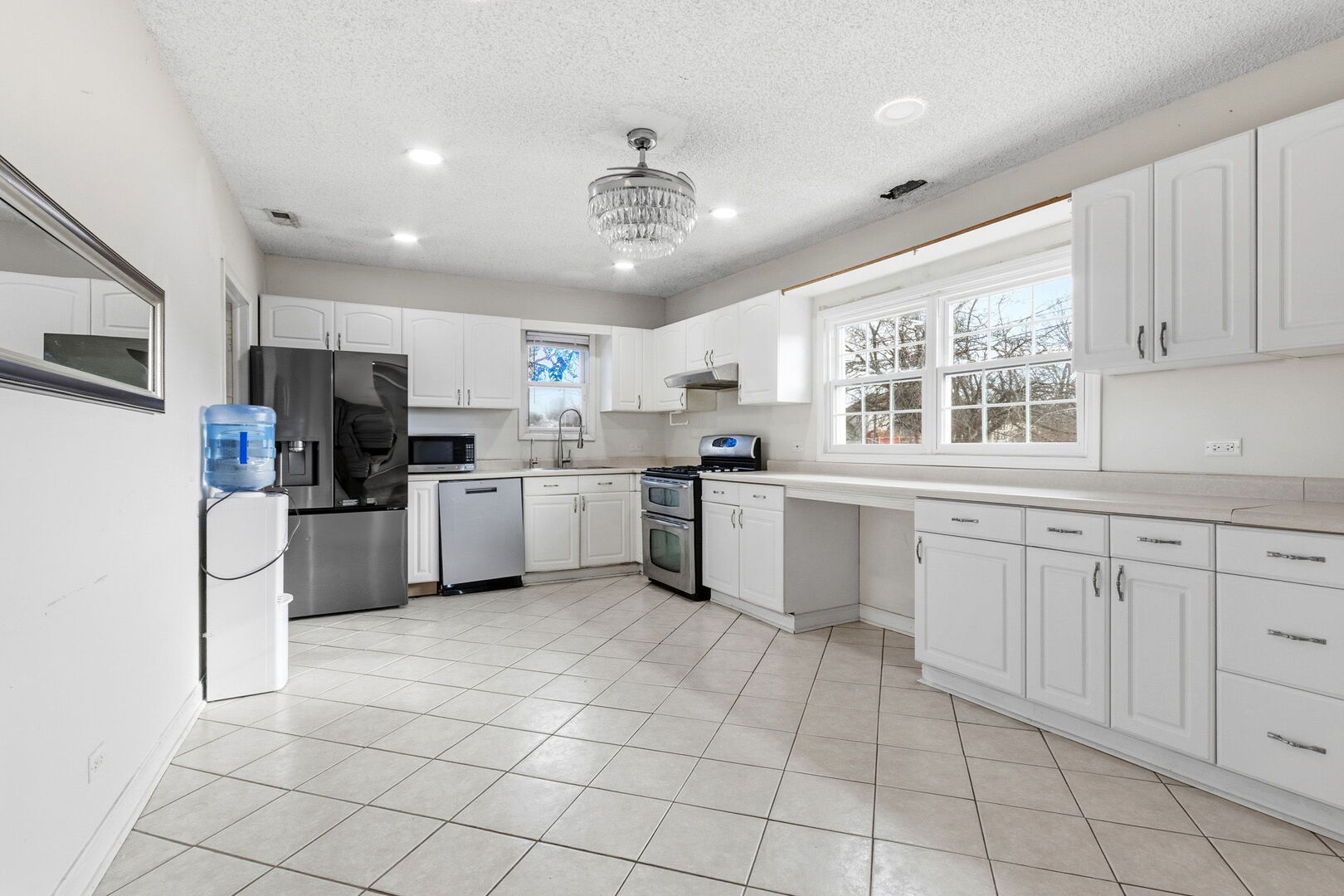 100 Pratt Boulevard Roselle IL 60172