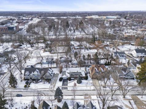 661 Willow Road Naperville IL 60540
