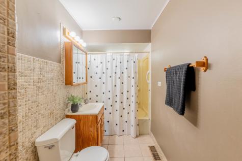6801 La Porte Court Bridgeview IL 60455