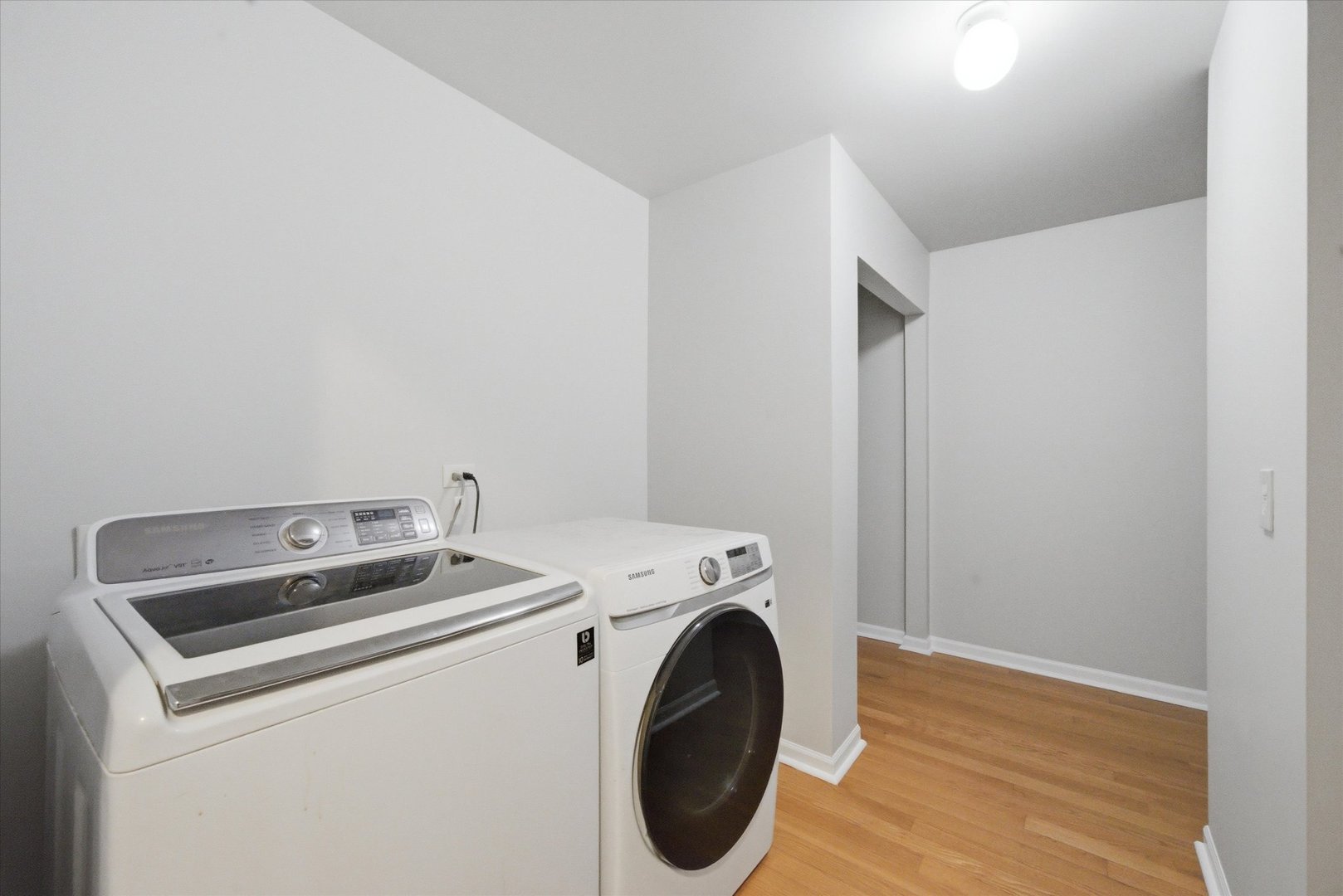 473 Delaware Circle Bolingbrook IL 60440