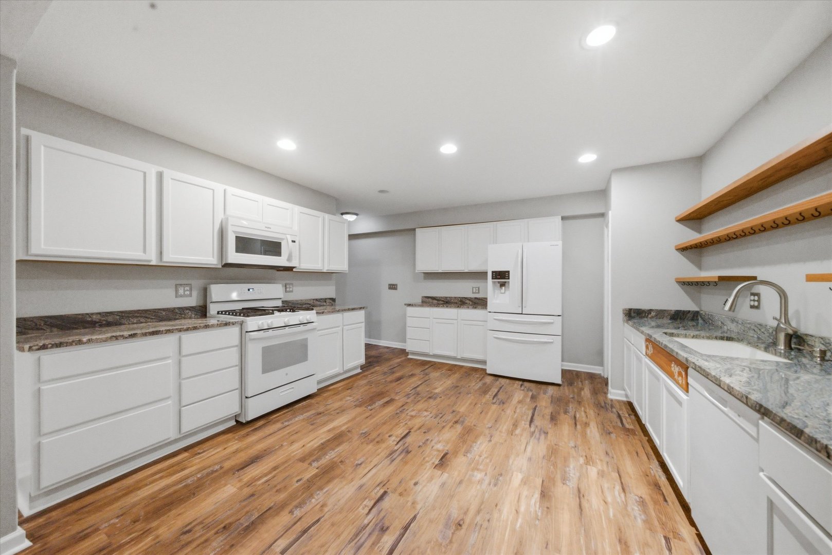 473 Delaware Circle Bolingbrook IL 60440