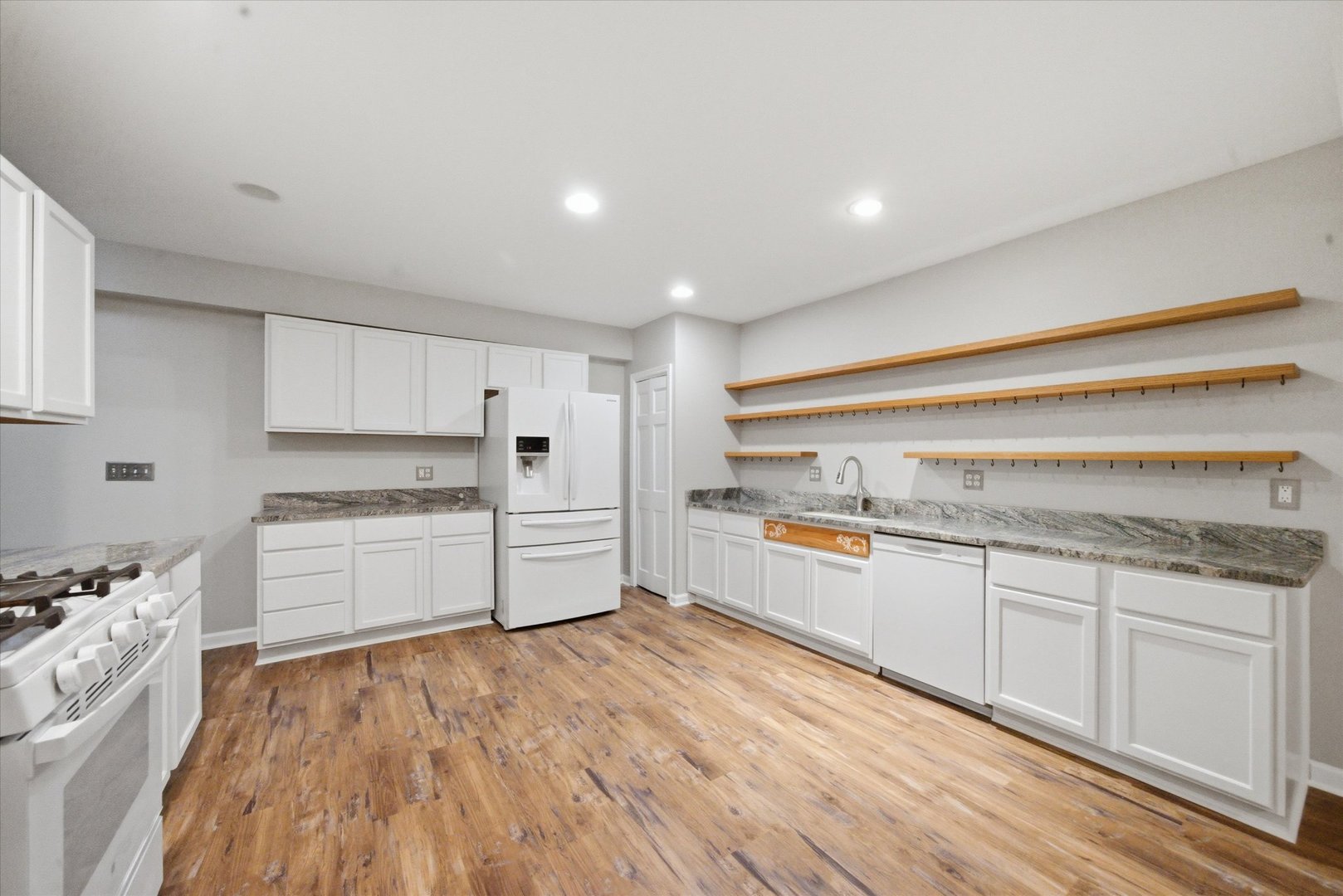 473 Delaware Circle Bolingbrook IL 60440