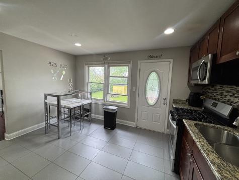 17501 Winston Drive Country Club Hills IL 60478