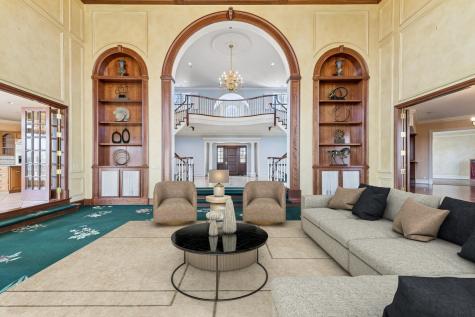 560 Oak Knoll Road Barrington Hills IL 60010