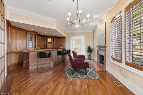 560 Oak Knoll Road Barrington Hills IL 60010