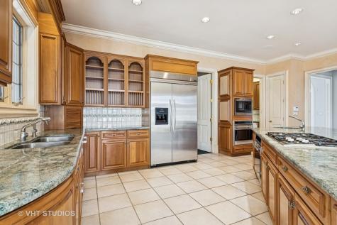 560 Oak Knoll Road Barrington Hills IL 60010