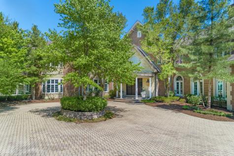 560 Oak Knoll Road Barrington Hills IL 60010