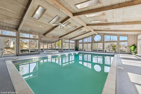 560 Oak Knoll Road Barrington Hills IL 60010