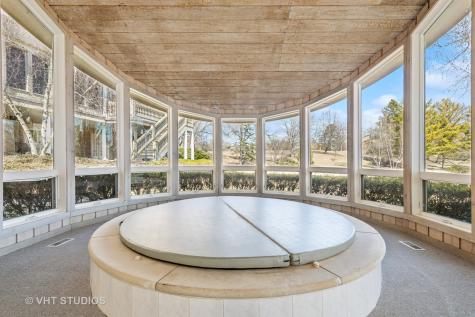560 Oak Knoll Road Barrington Hills IL 60010