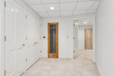 560 Oak Knoll Road Barrington Hills IL 60010