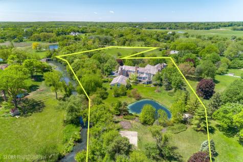 560 Oak Knoll Road Barrington Hills IL 60010