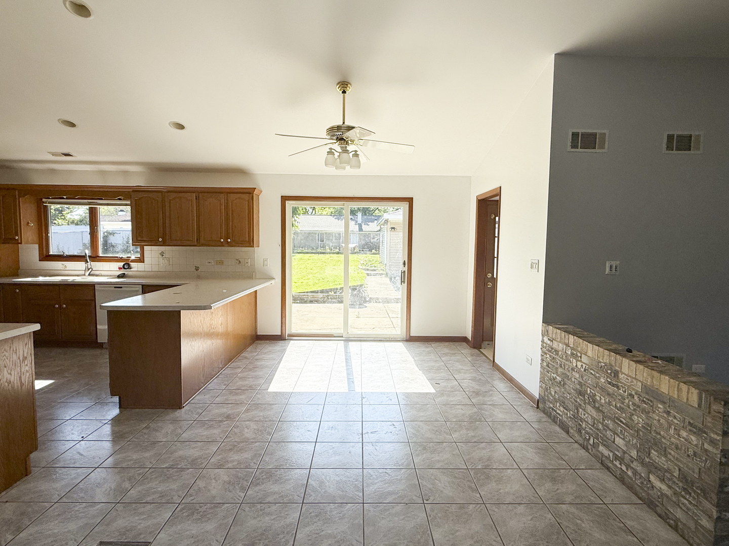 7706 Warwick Avenue Darien IL 60561