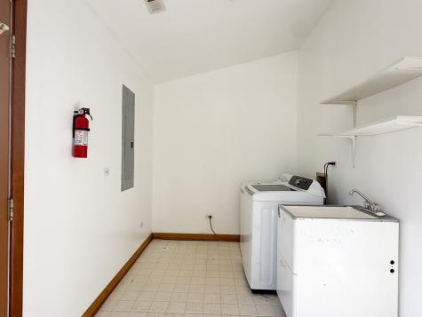7706 Warwick Avenue Darien IL 60561