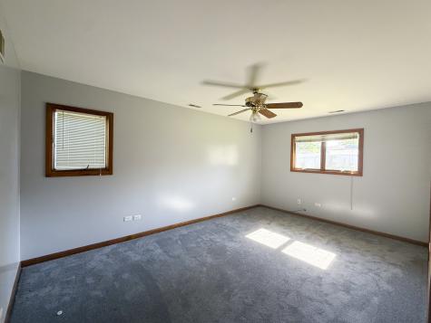 7706 Warwick Avenue Darien IL 60561