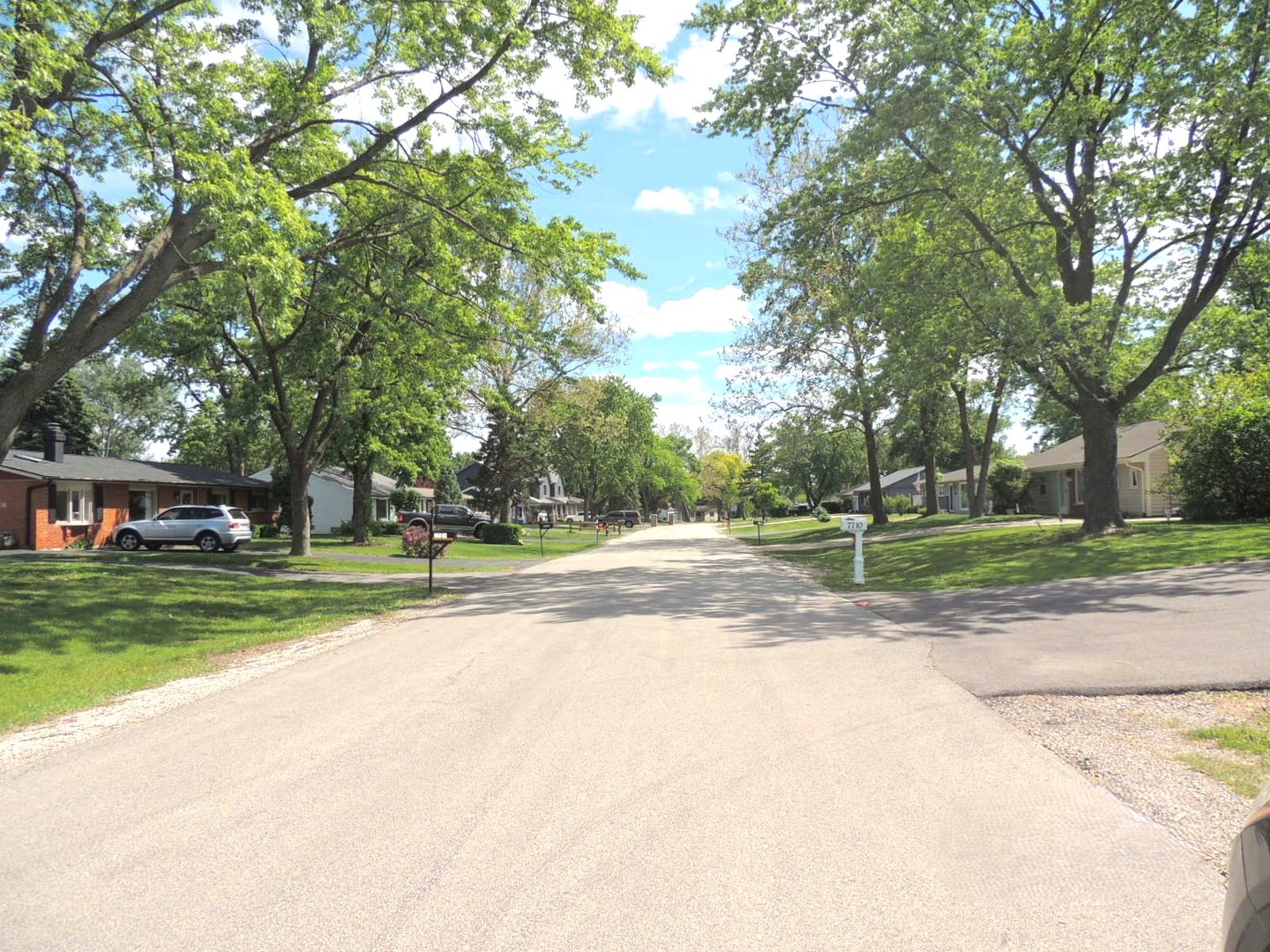 7706 Warwick Avenue Darien IL 60561