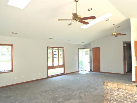 7706 Warwick Avenue Darien IL 60561