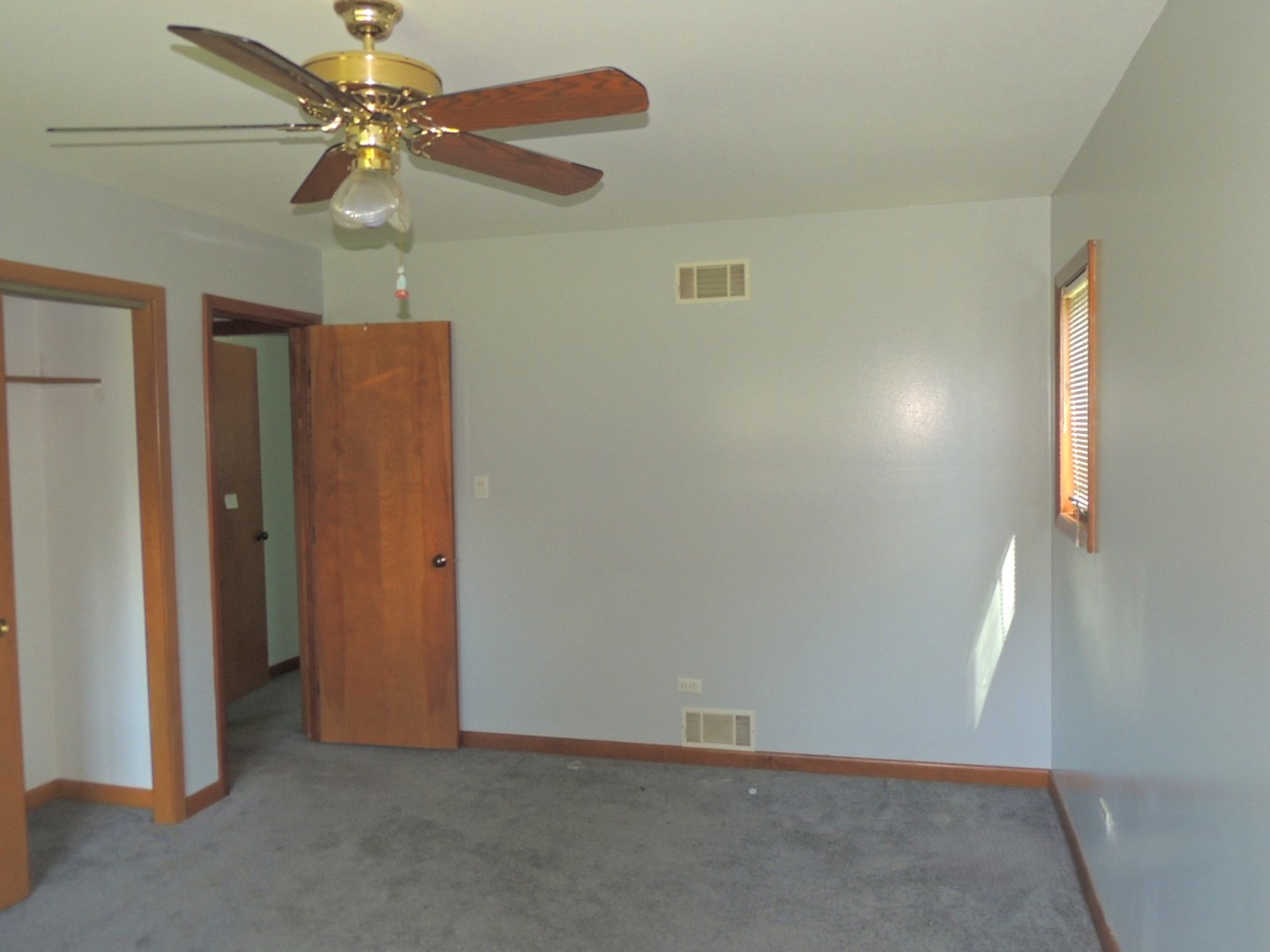 7706 Warwick Avenue Darien IL 60561