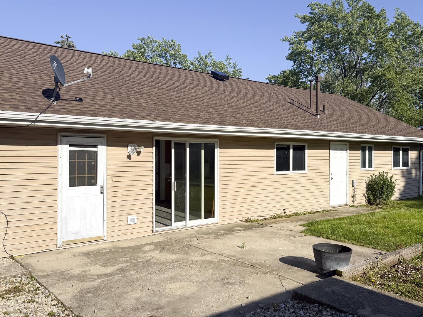 7706 Warwick Avenue Darien IL 60561