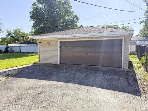 7706 Warwick Avenue Darien IL 60561